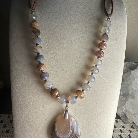 Botswana Agate Pendant and Beaded Necklace on Brown Faux Leather Double Rope - Picture 9 of 15